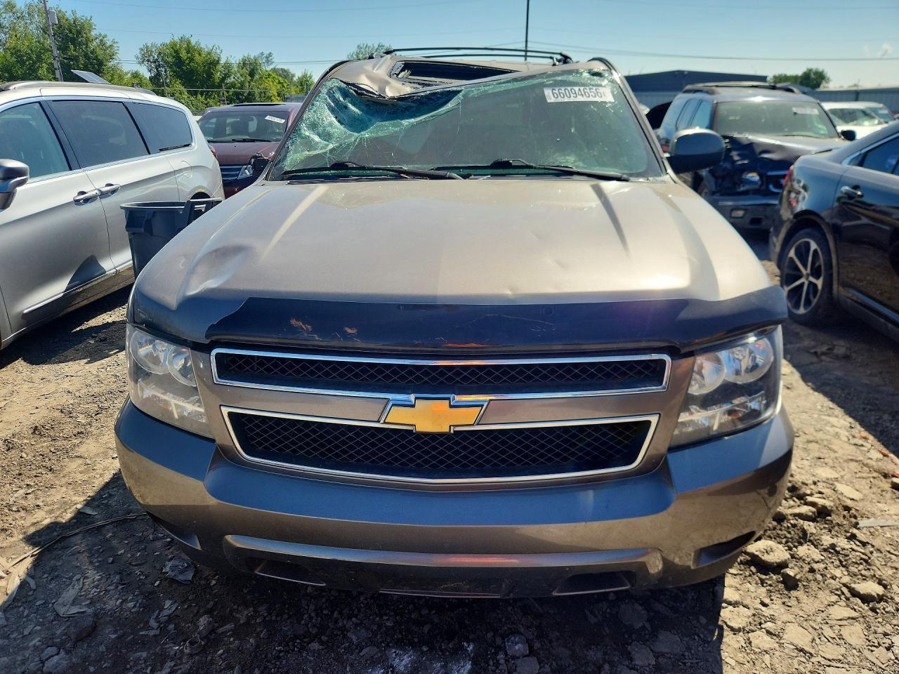 2012 Chevrolet Suburban K1500 Lt - Image 5