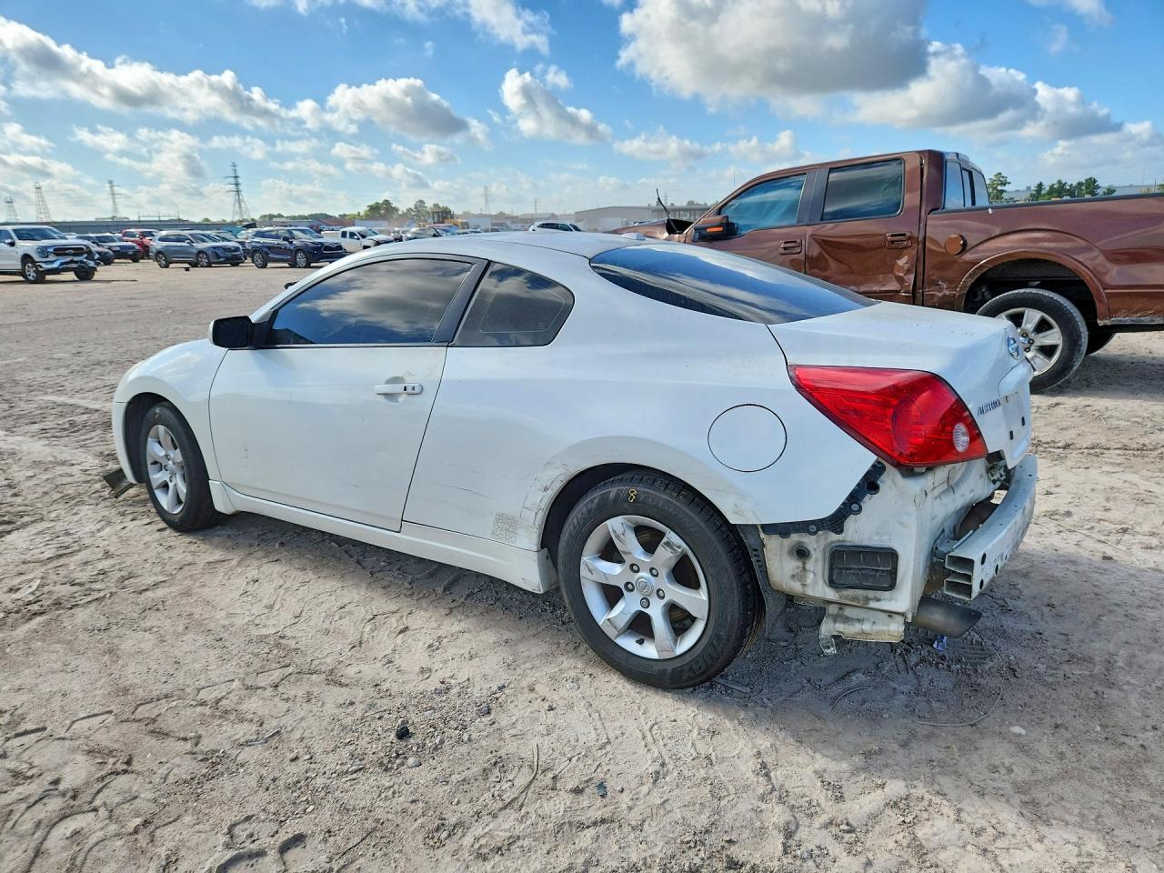 2008 Nissan Altima 2.5S - Фото 2