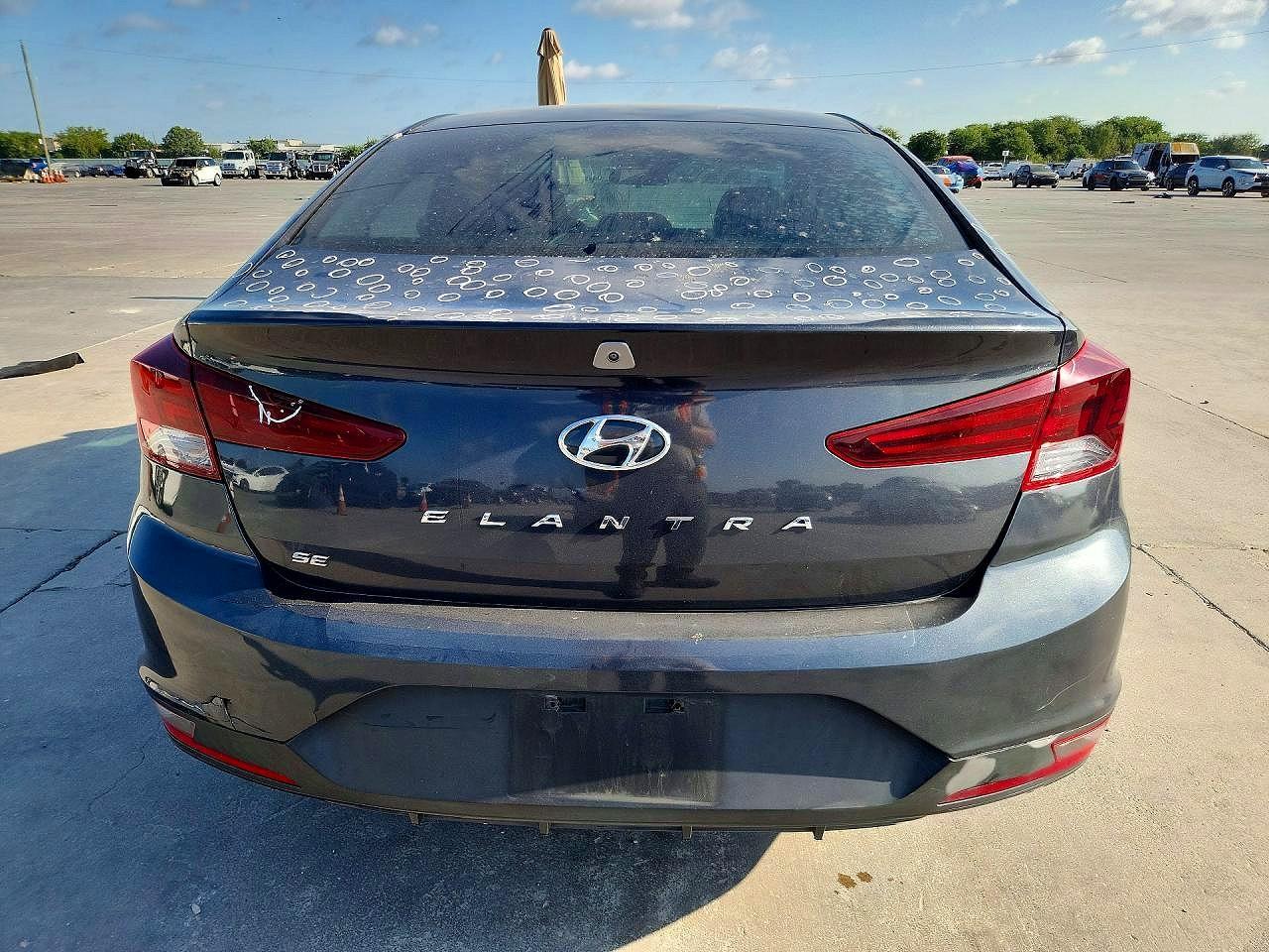 2020 Hyundai Elantra Se - Фото 6