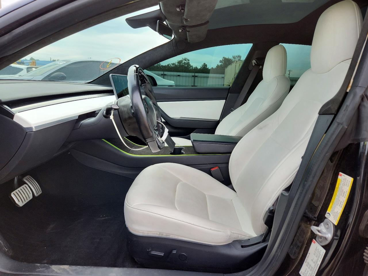 2018 Tesla Model 3 - Фото 7