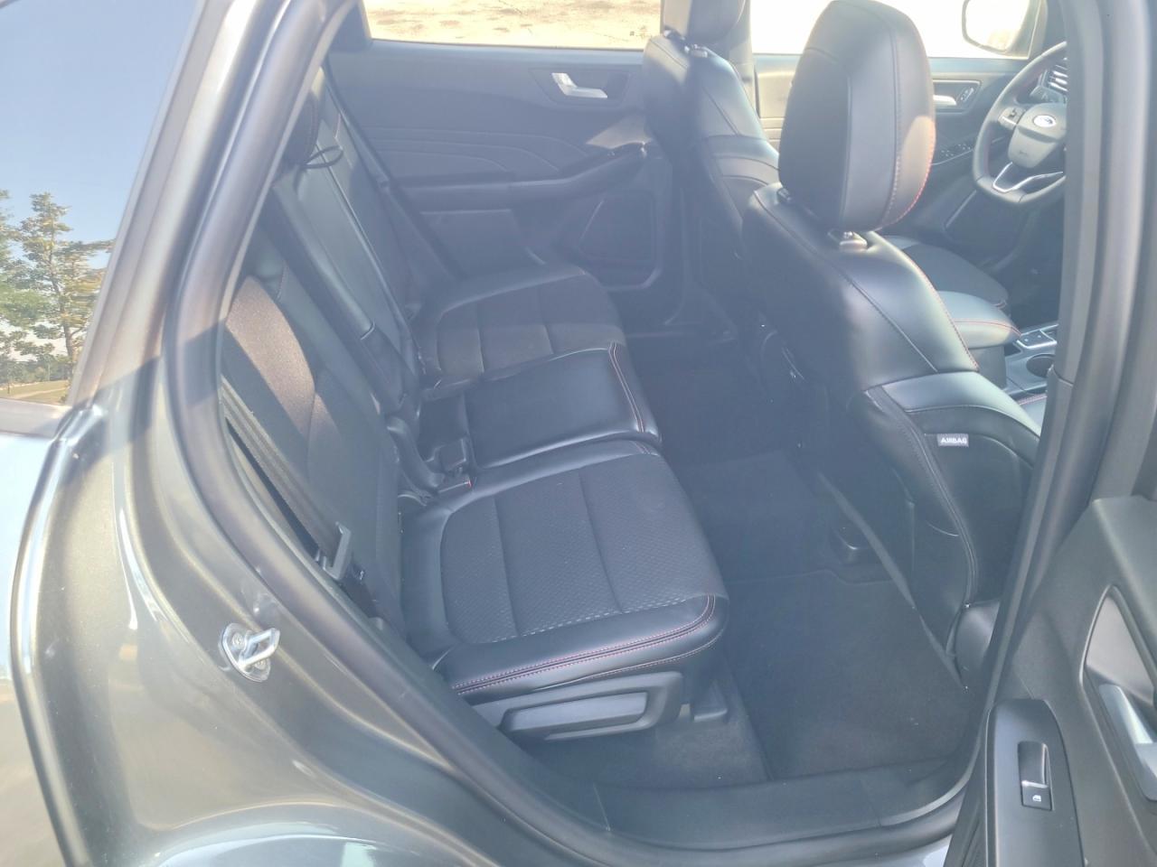 2025 Ford Escape St Line - Фото 6