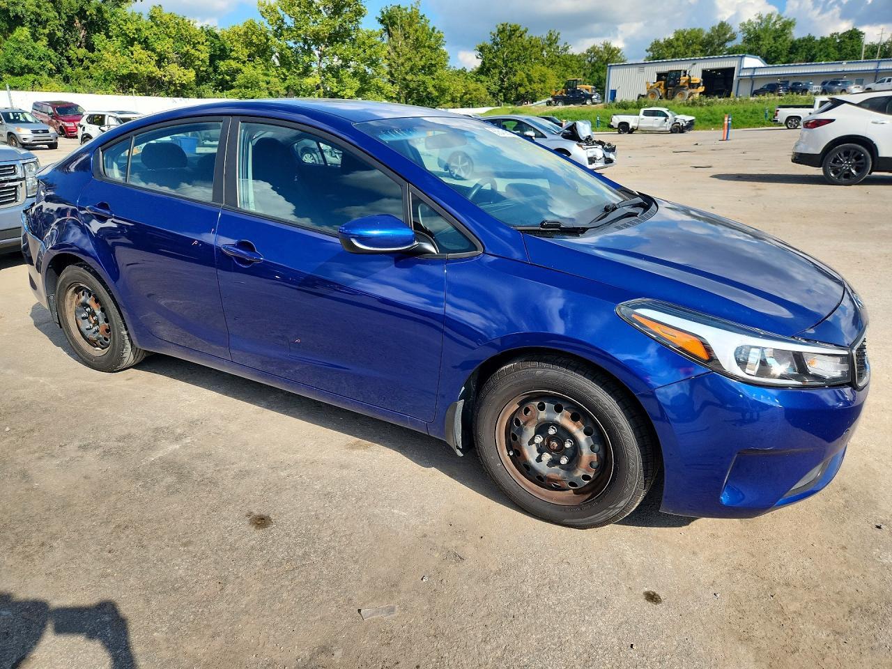2017 Kia Forte Lx - Image 4