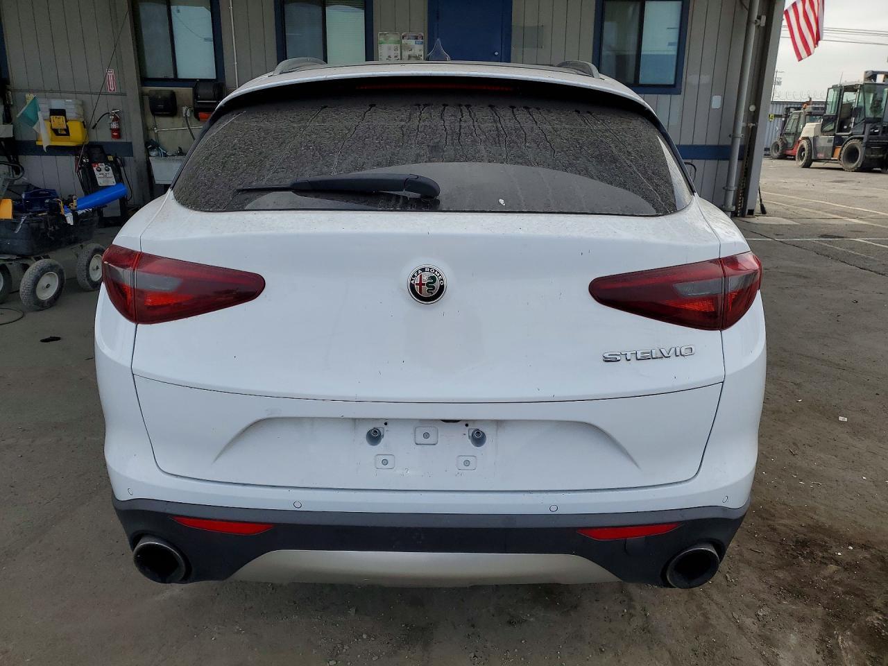2019 Alfa Romeo Stelvio - Фото 6