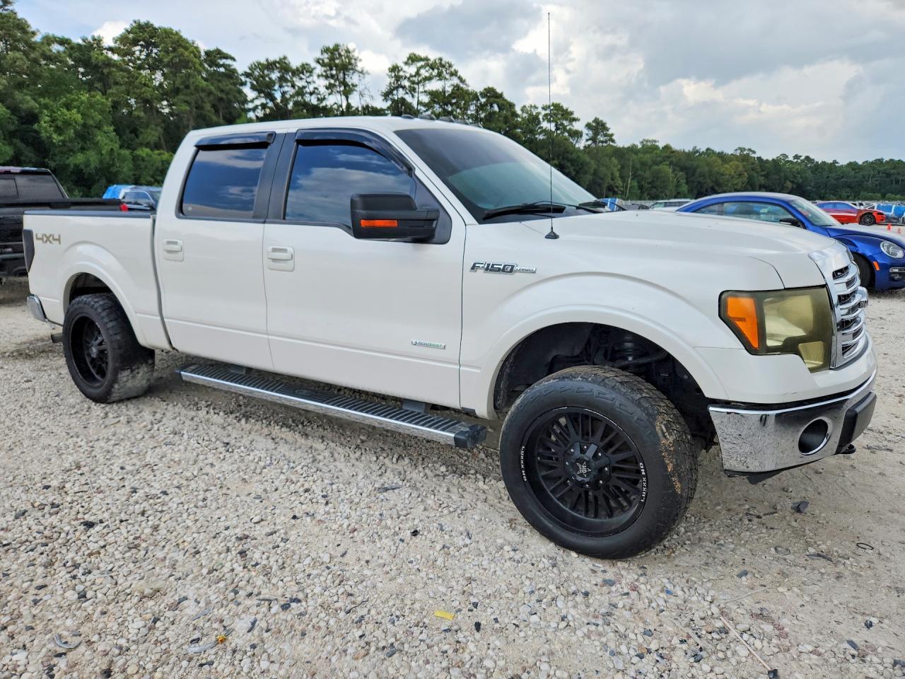 2013 Ford F150 Supercrew - Image 4