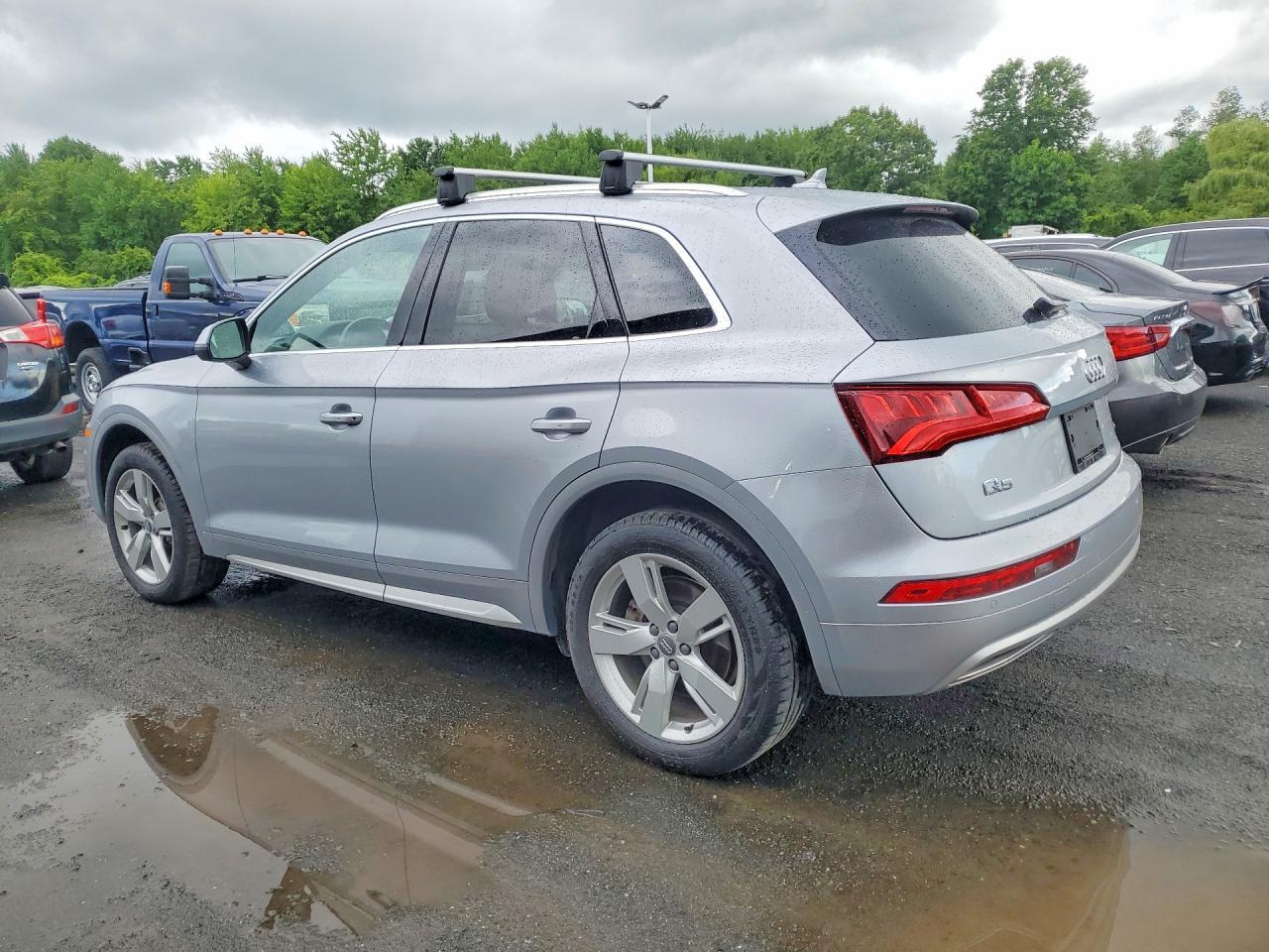 2019 Audi Q5 Premium Plus - Image 2