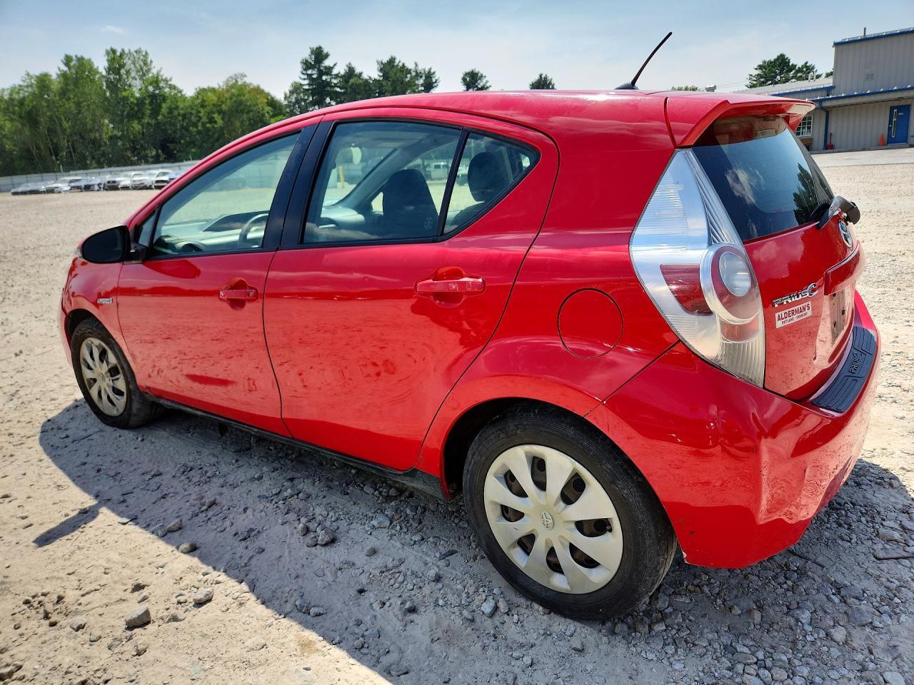 2014 Toyota Prius C Two - Фото 2