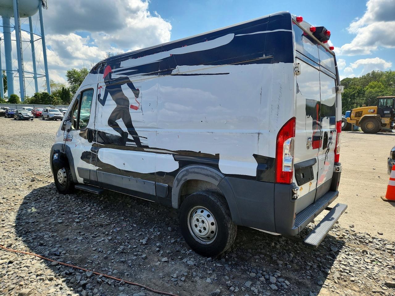 2018 Ram Promaster 1500 Delivery Van - Фото 2