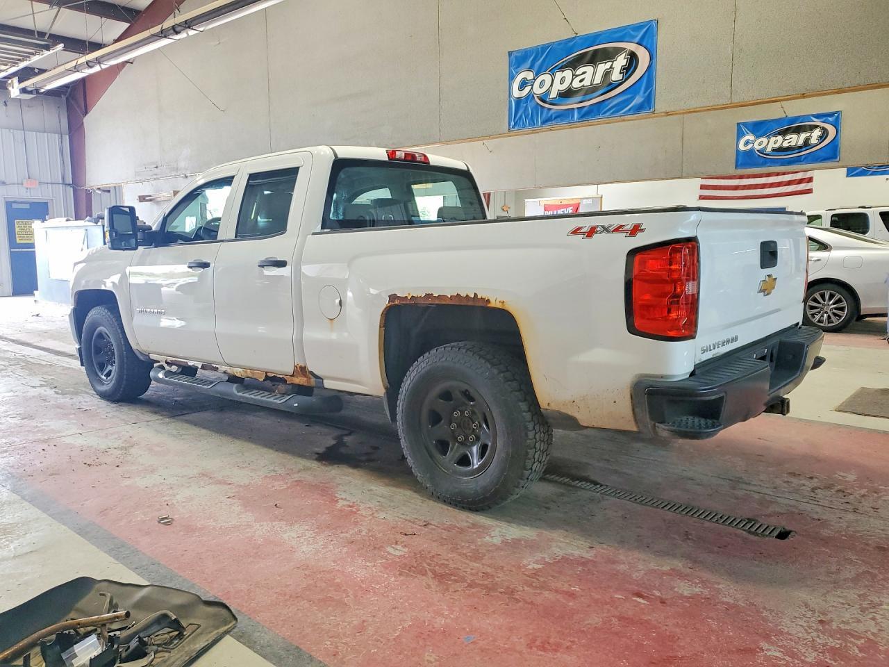 2016 Chevrolet Silverado K1500 - Фото 2
