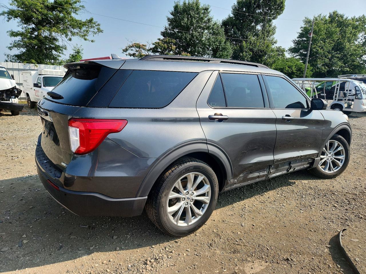 2020 Ford Explorer Xlt - Фото 3