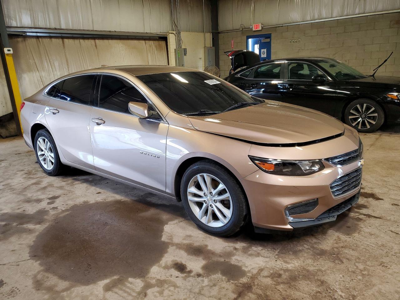 2018 Chevrolet Malibu Lt - Image 4