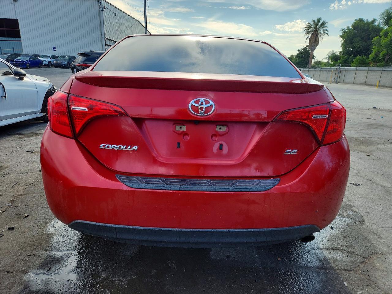 2018 Toyota Corolla Se - Фото 6