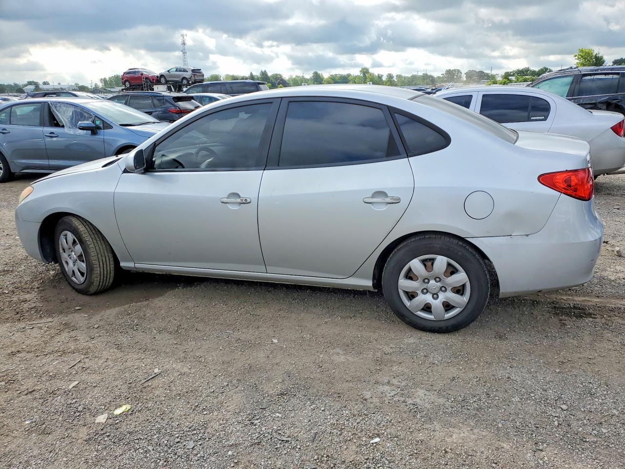 2010 Hyundai Elantra Blue - Image 2