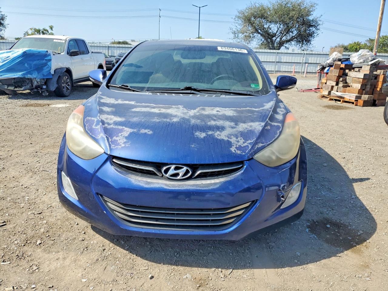 2013 Hyundai Elantra Limited - Image 5