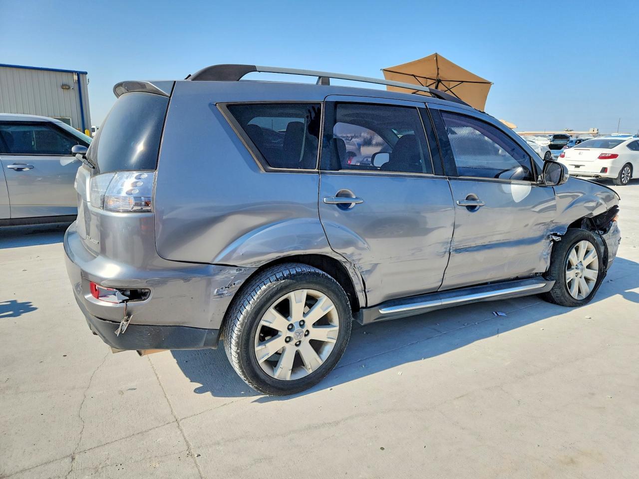 2013 Mitsubishi Outlander Se - Image 3