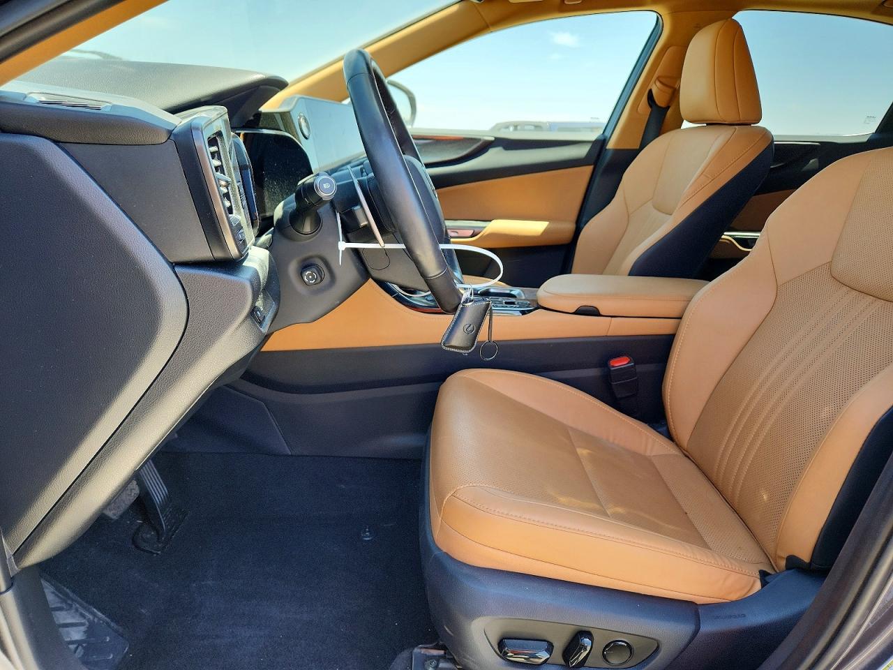 2025 Lexus Nx 350H Premium - Image 7