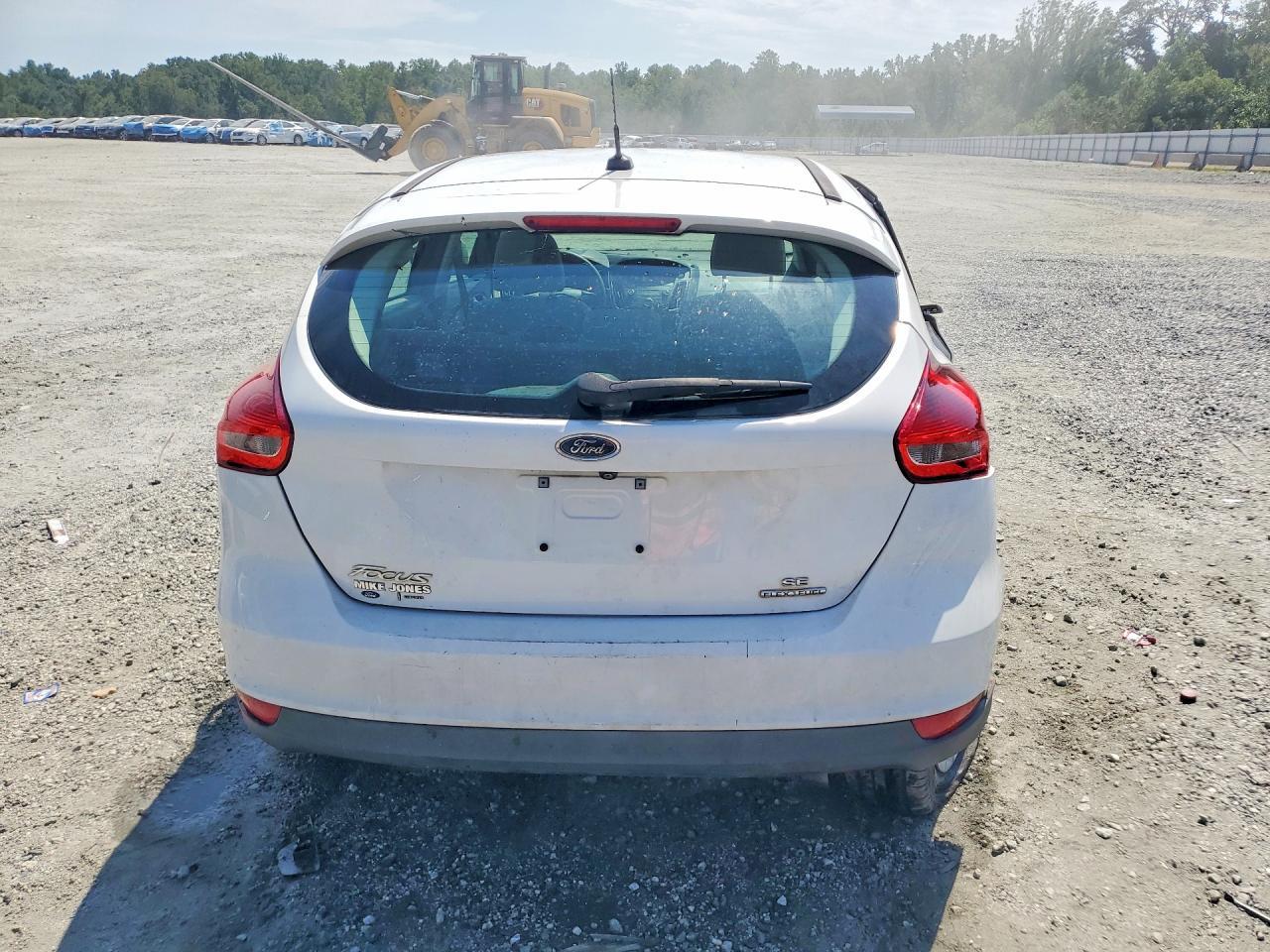 2016 Ford Focus Se - Фото 6