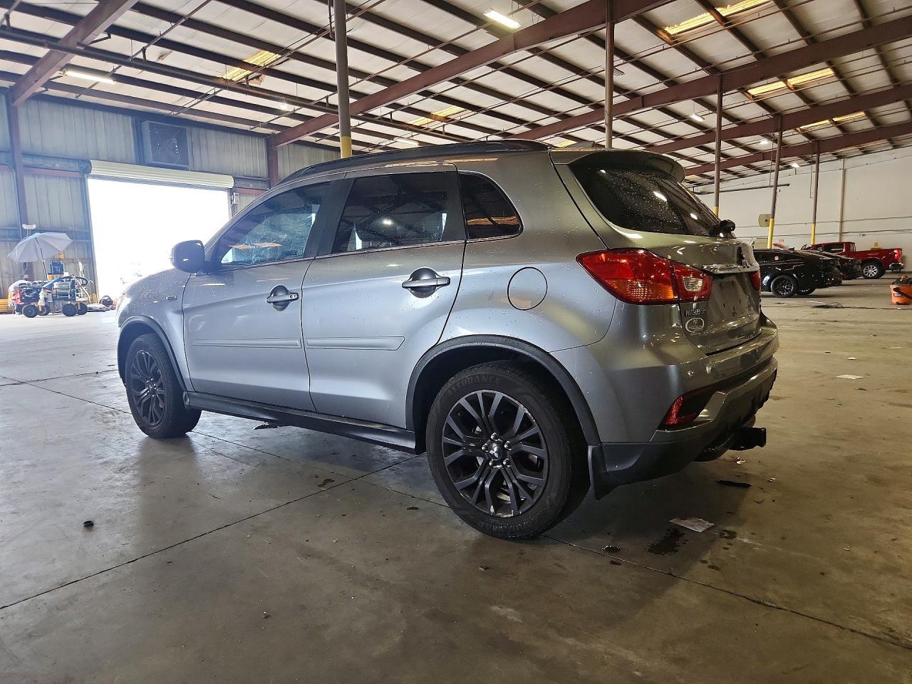 2018 Mitsubishi Outlander Sport Sel - Фото 2