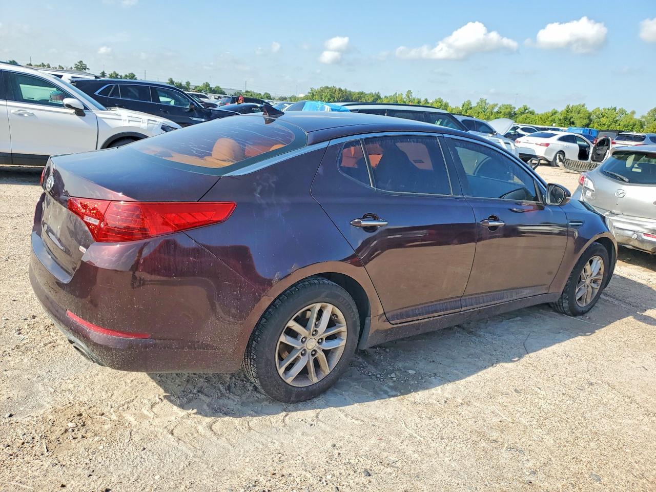 2013 Kia Optima Lx - Image 3