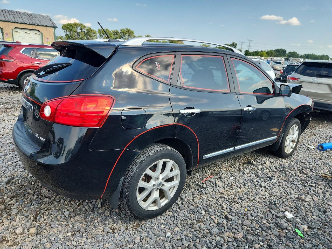 2012 Nissan Rogue S - Image 3