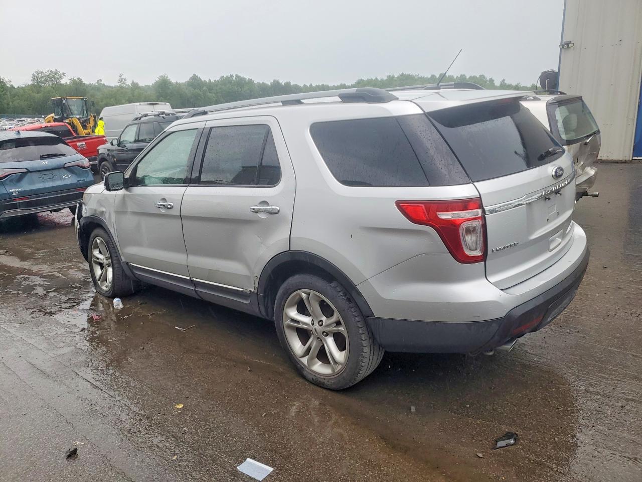 2015 Ford Explorer Limited - Фото 2