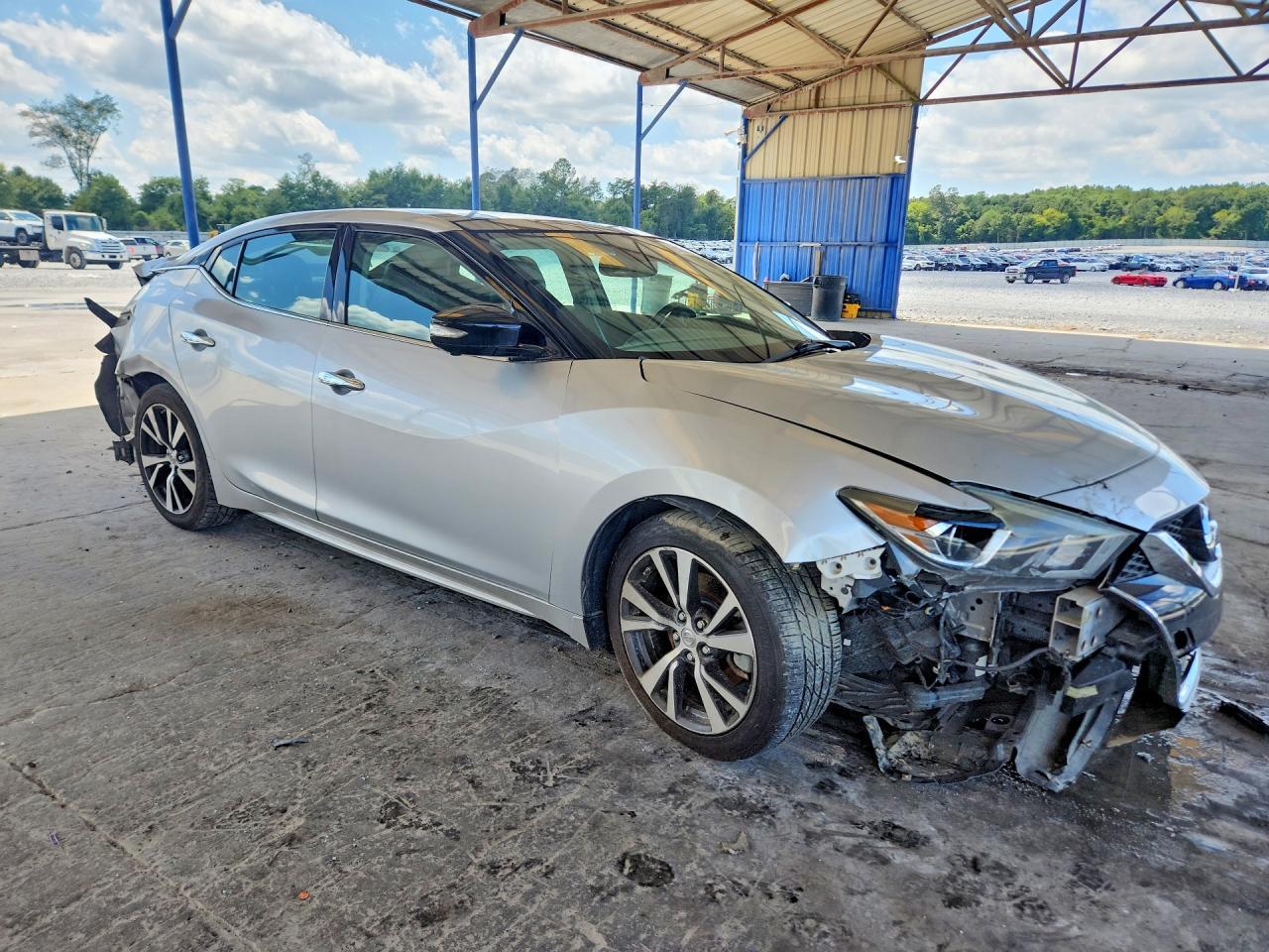 2016 Nissan Maxima Platinum - Image 4