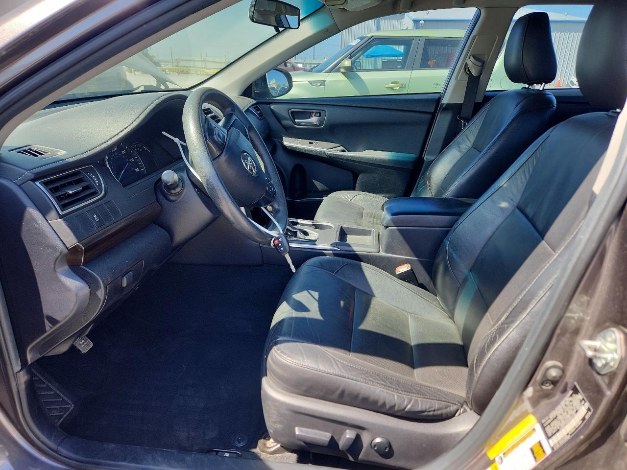 2015 Toyota Camry Le - Фото 7