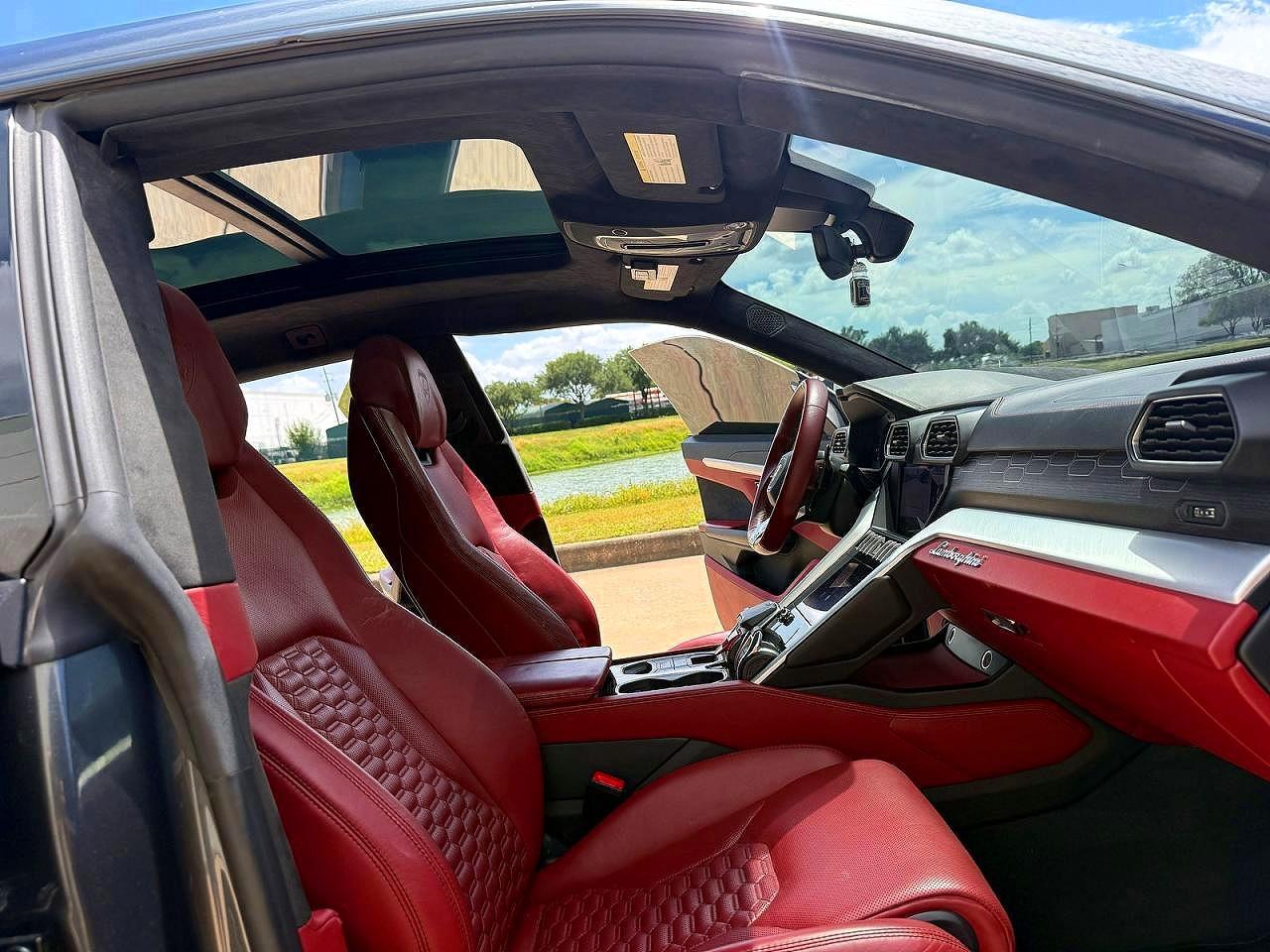2019 Lamborghini Urus - Фото 5
