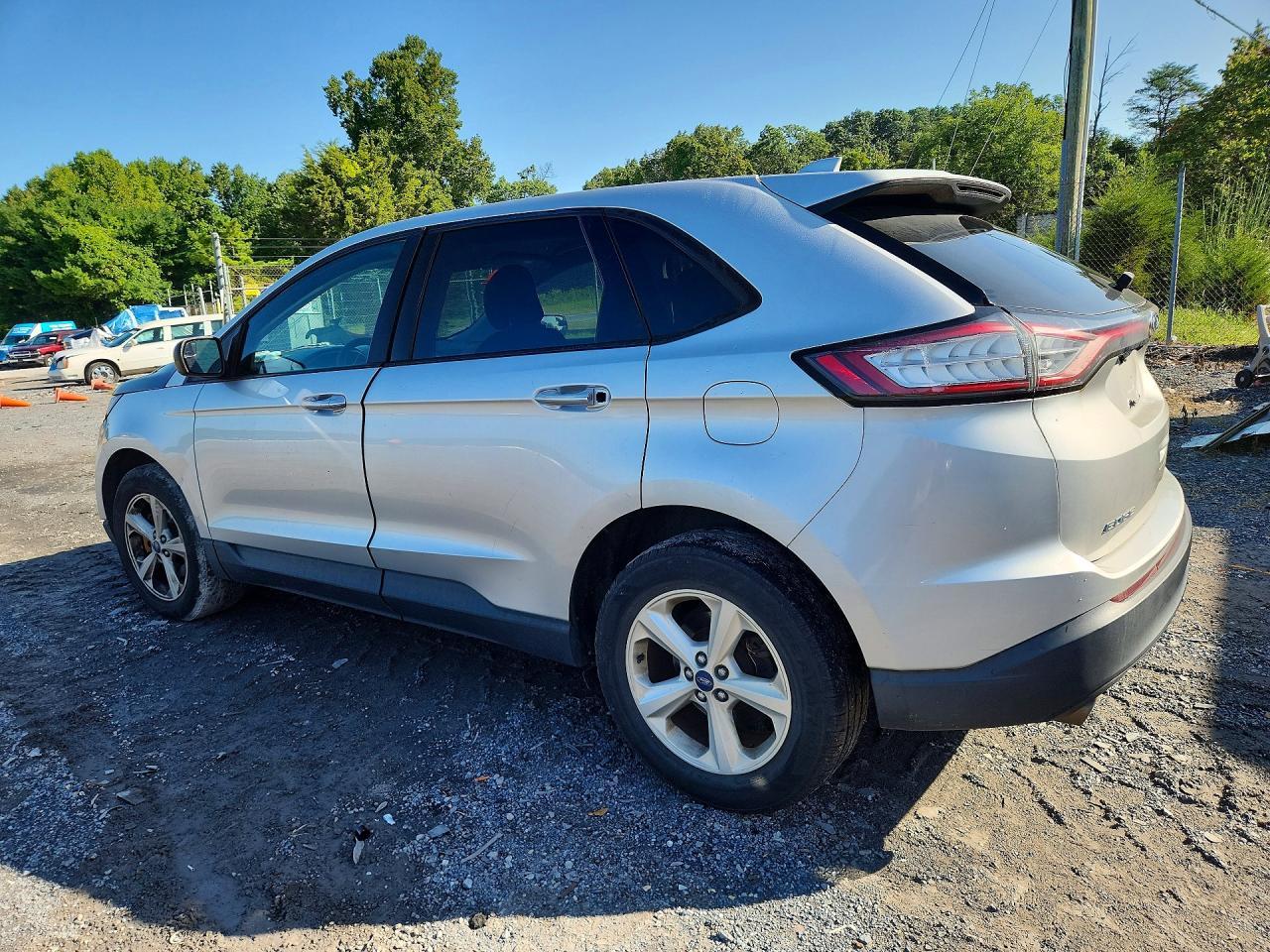 2015 Ford Edge Se - Фото 2