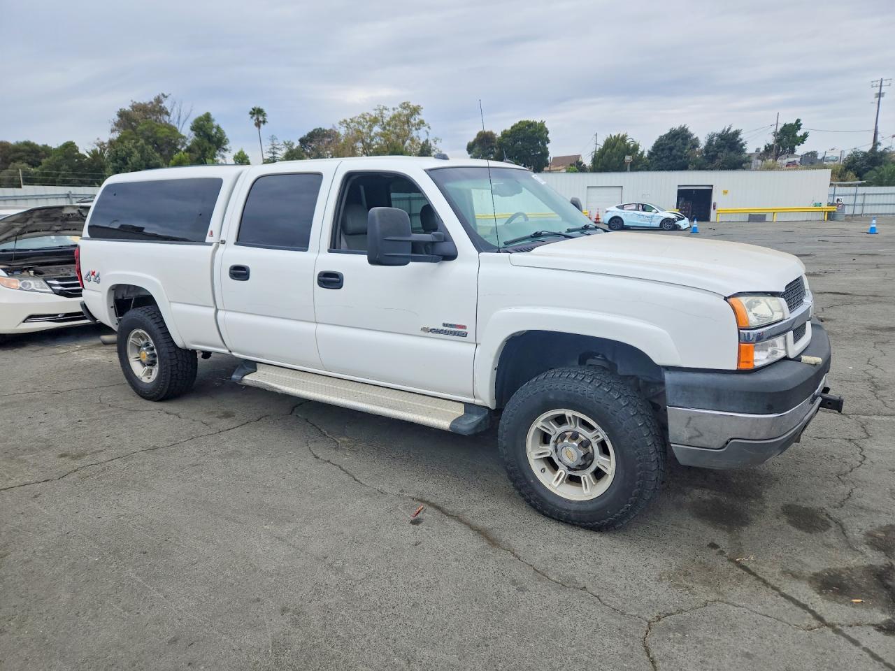 2004 Chevrolet Silverado K2500 Heavy Duty - Фото 4