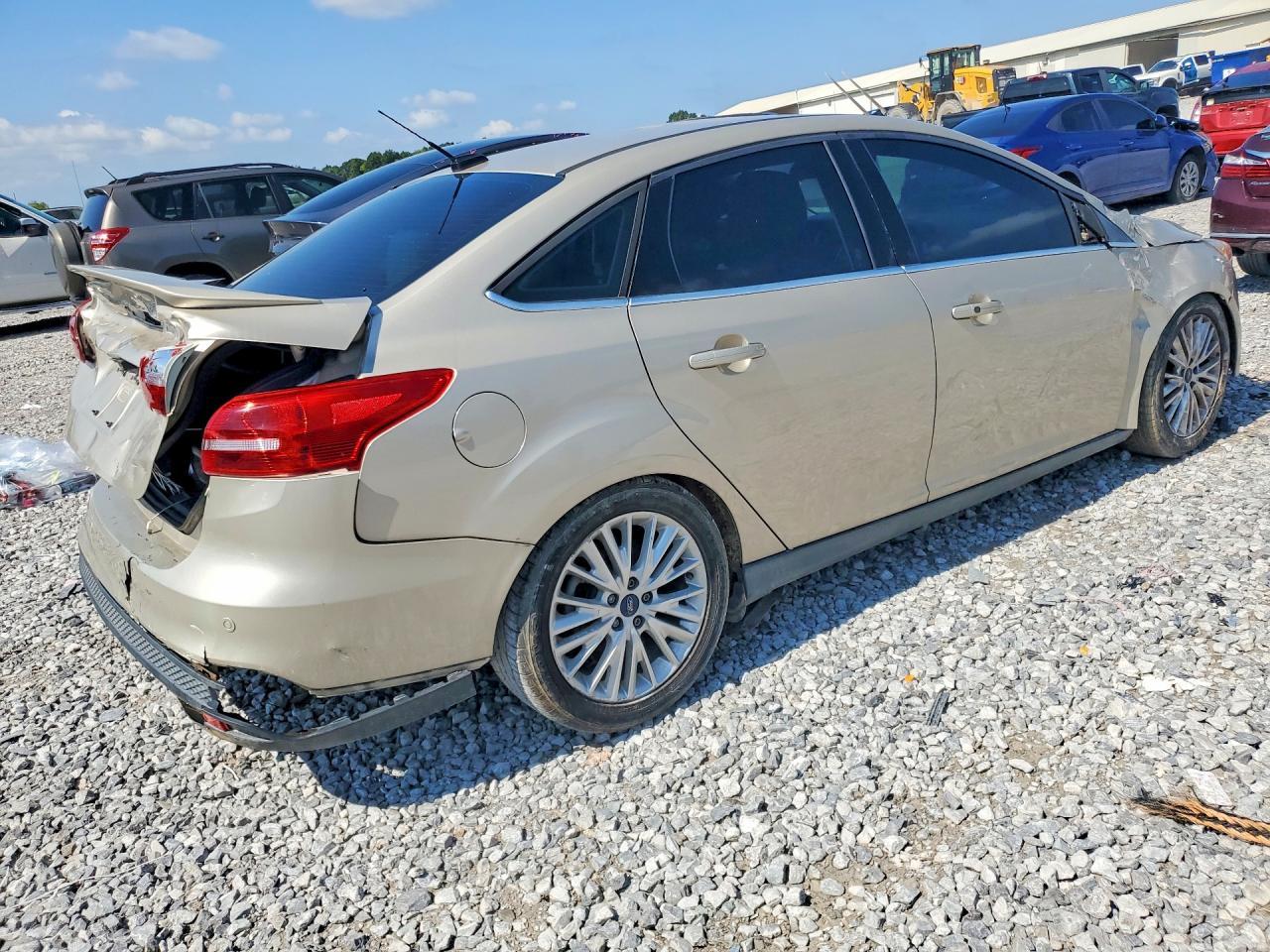 2018 Ford Focus Titanium - Image 3