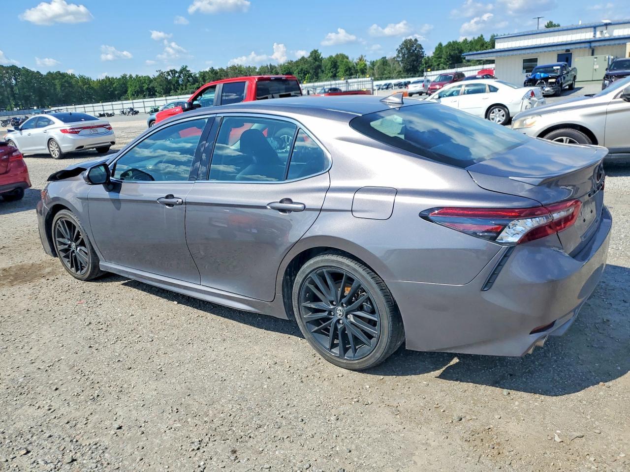 2024 Toyota Camry Xse - Фото 2