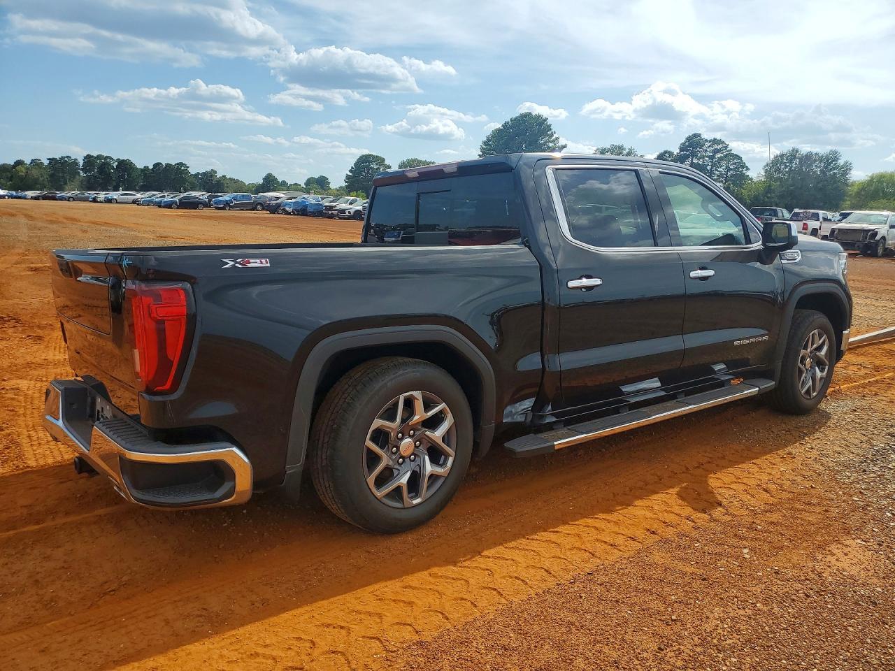 2022 GMC Sierra K1500 Slt - Фото 3