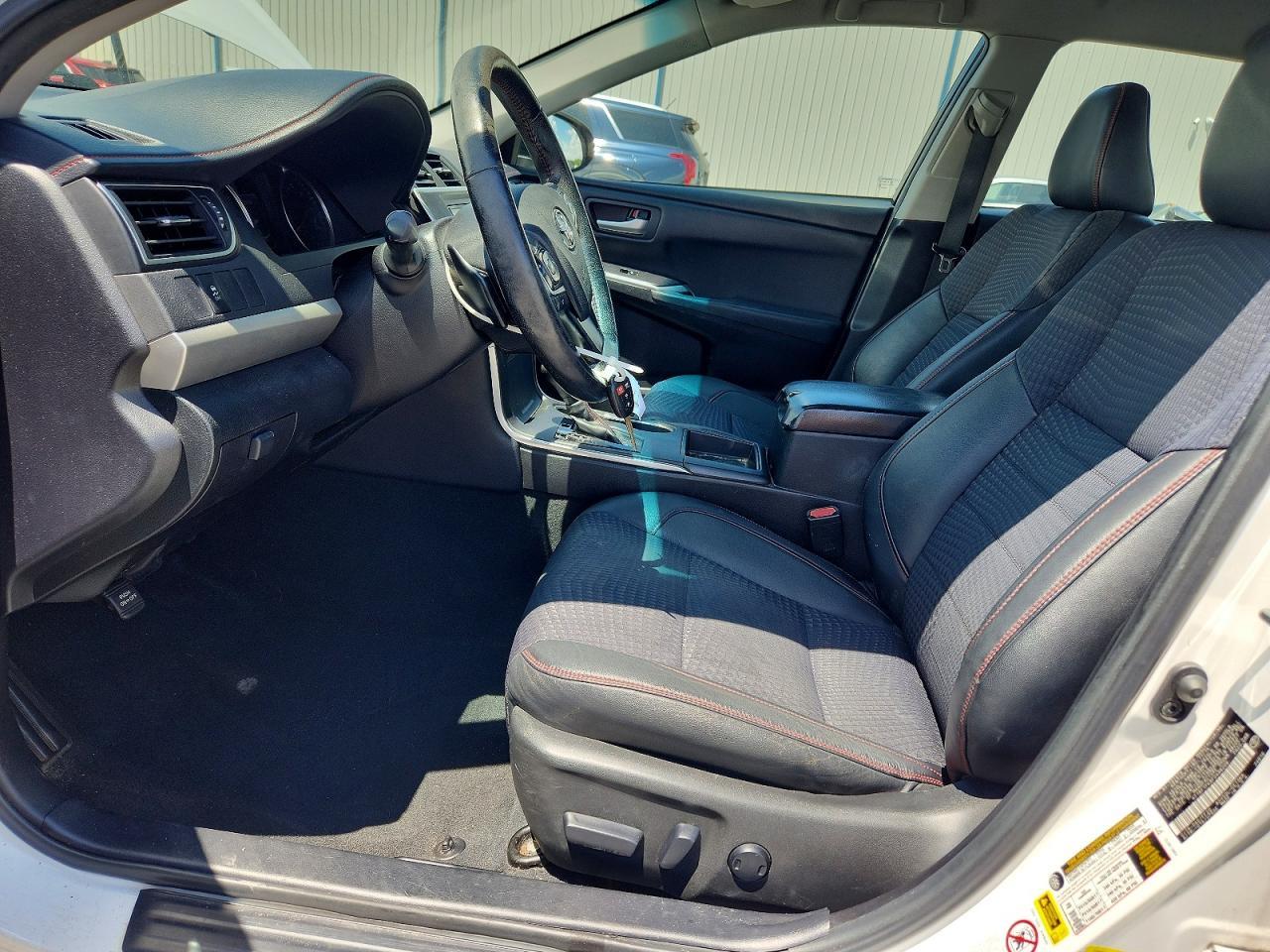 2015 Toyota Camry Se - Image 7