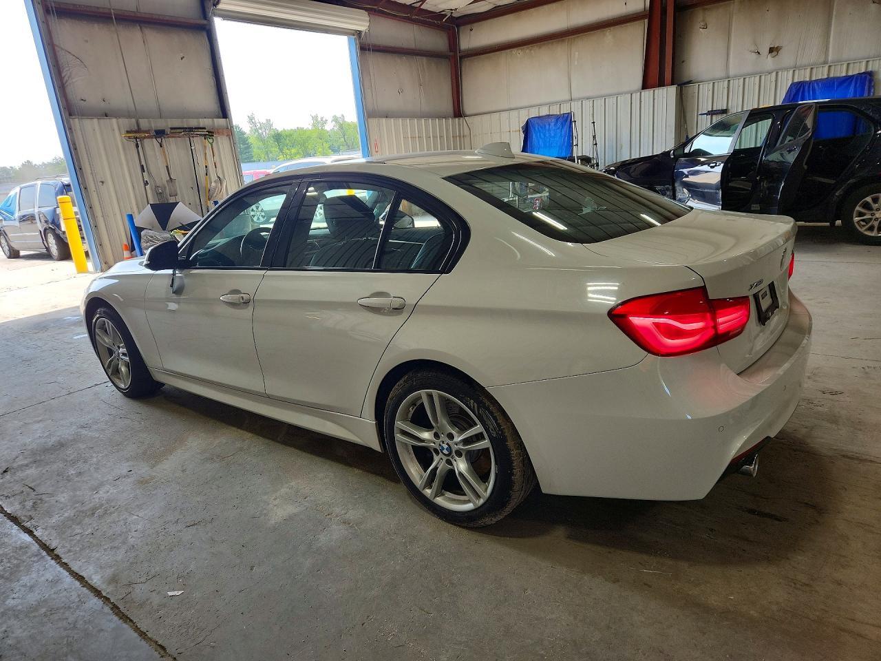 2018 BMW 340 Xi - Фото 2