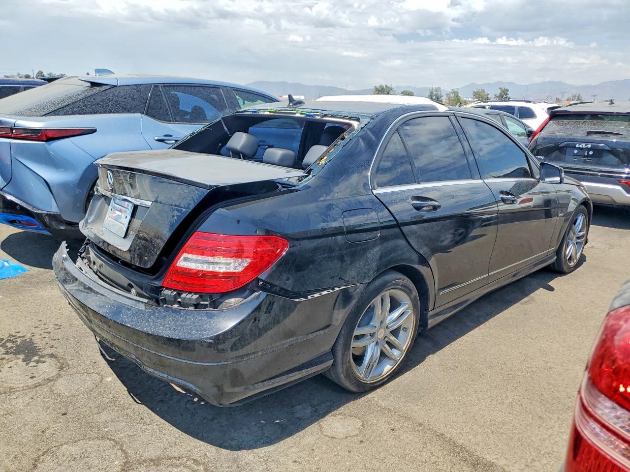2012 Mercedes-Benz C 250 - Фото 3