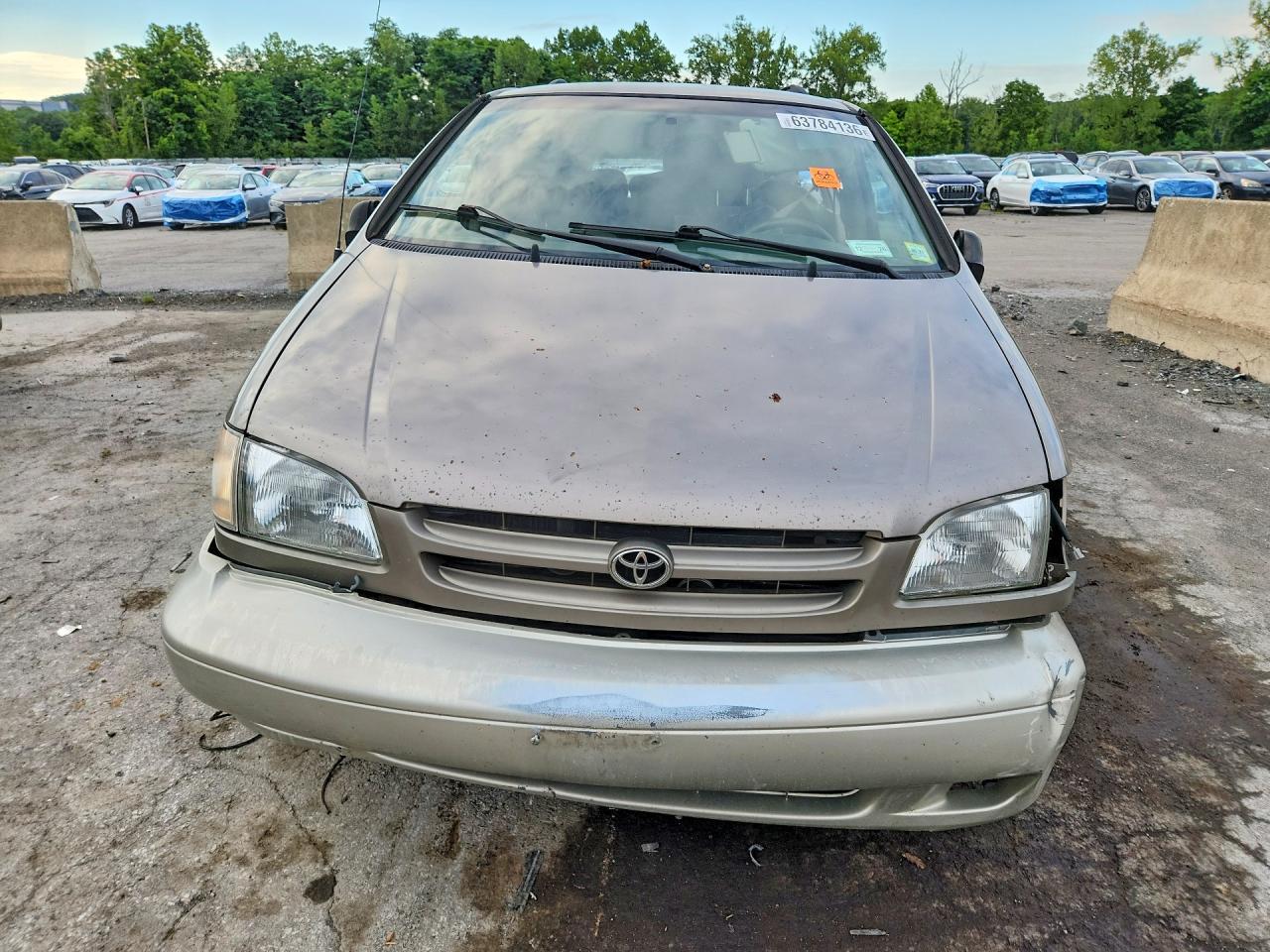 1999 Toyota Sienna Xle - Фото 5