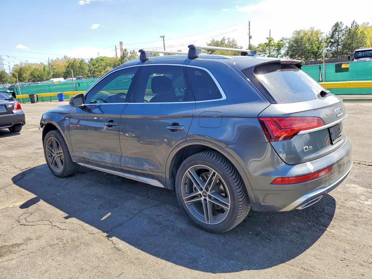 2021 Audi Q5 E Premium Plus - Фото 2