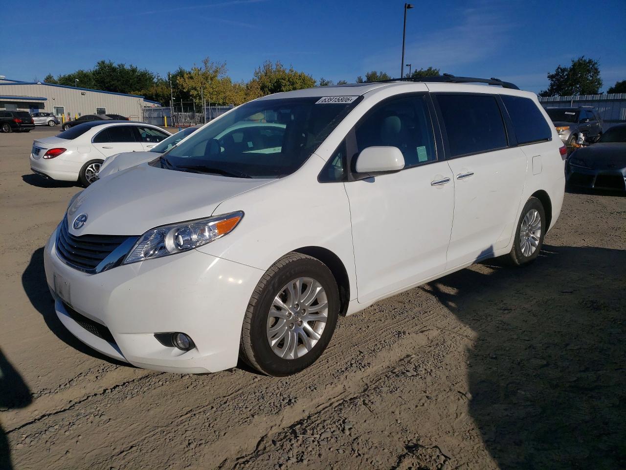 2014 Toyota Sienna Xle 8-Passenger