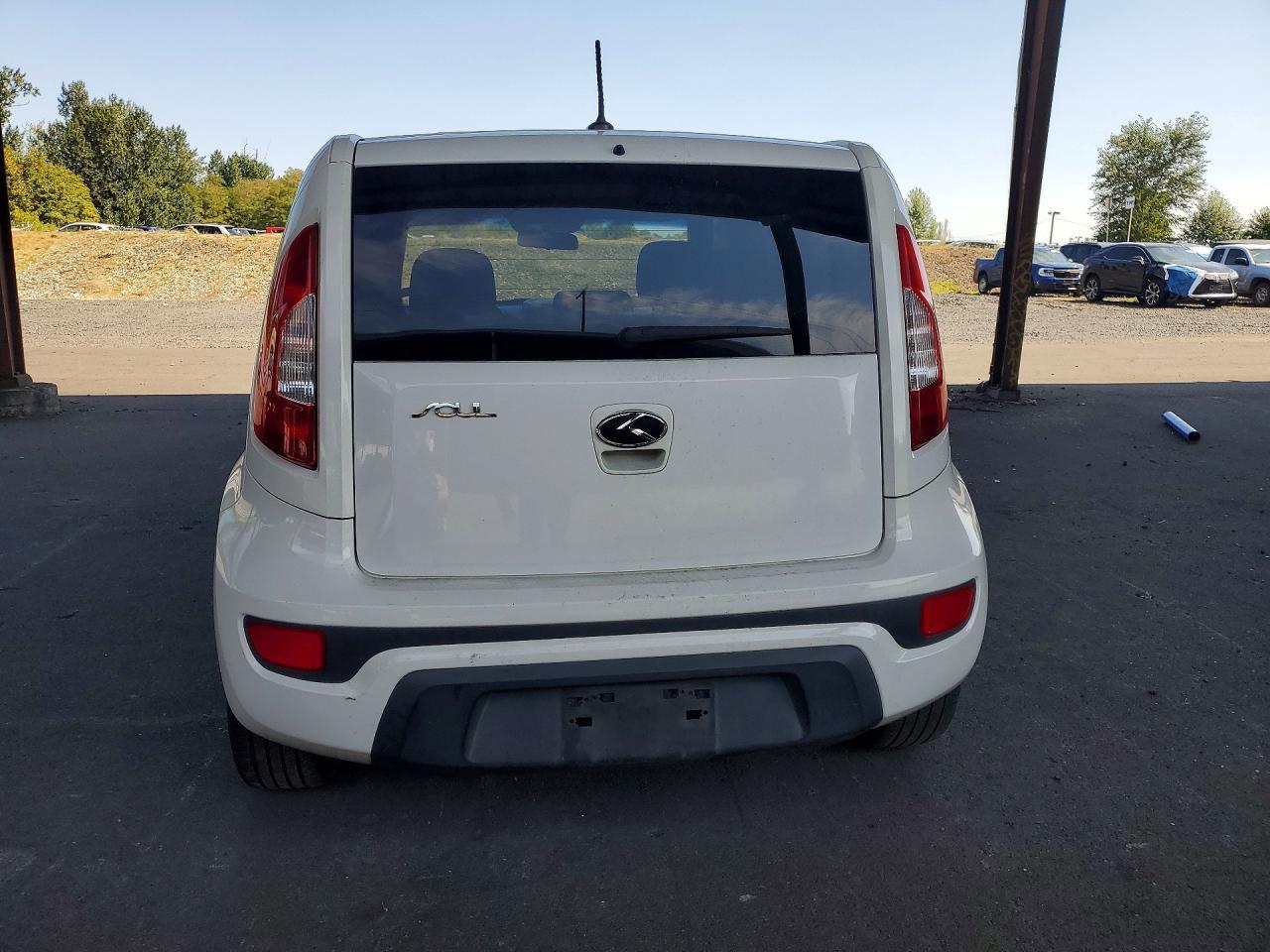 2012 Kia Soul + - Image 6