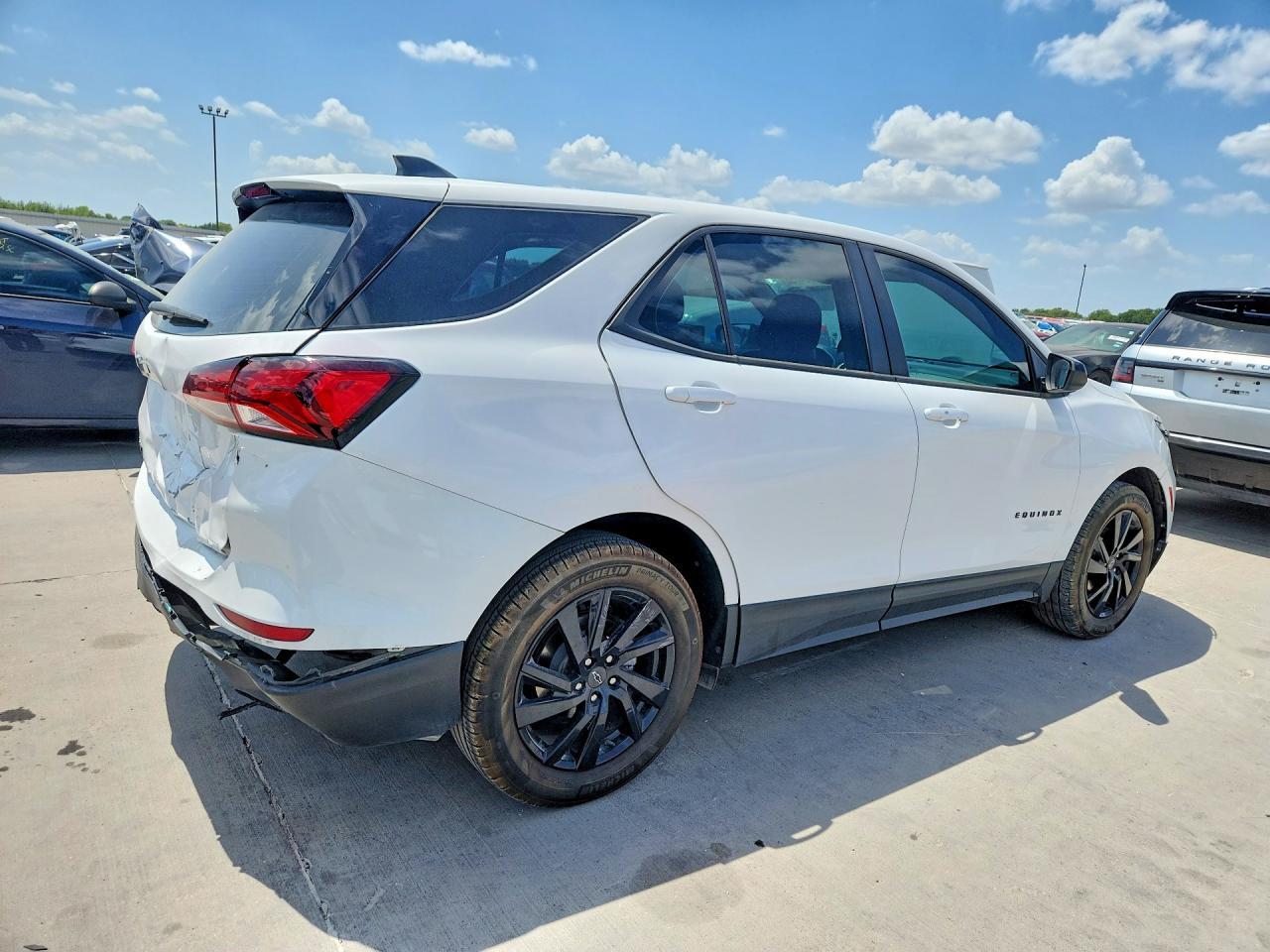 2024 Chevrolet Equinox Ls - Фото 3