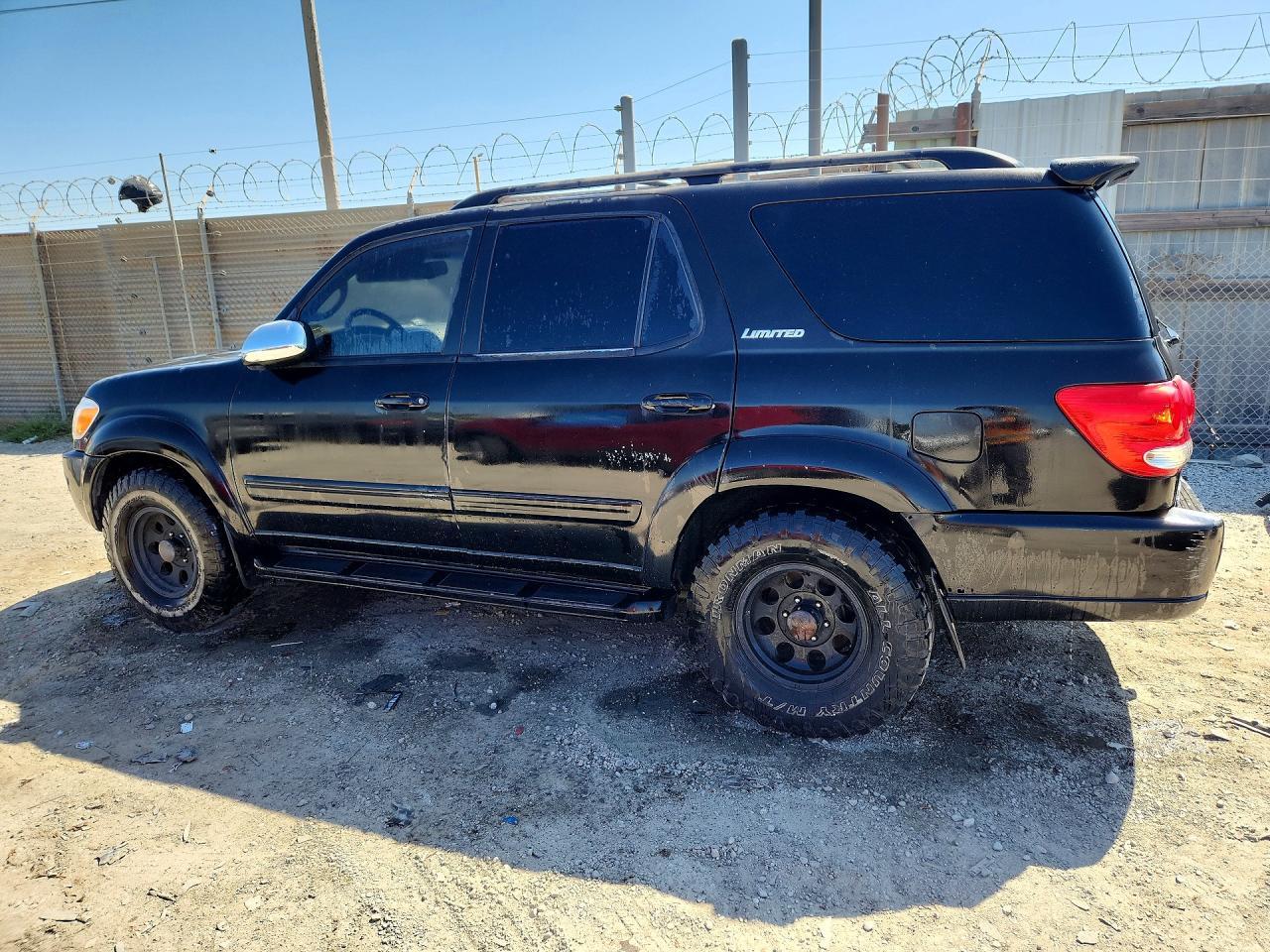 2007 Toyota Sequoia Limited - Image 2