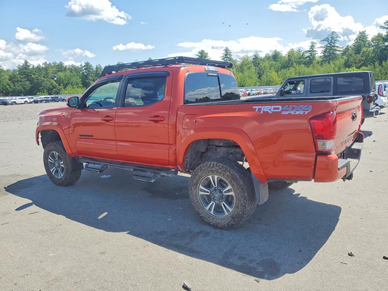 2017 Toyota Tacoma Trd Sport - Фото 2