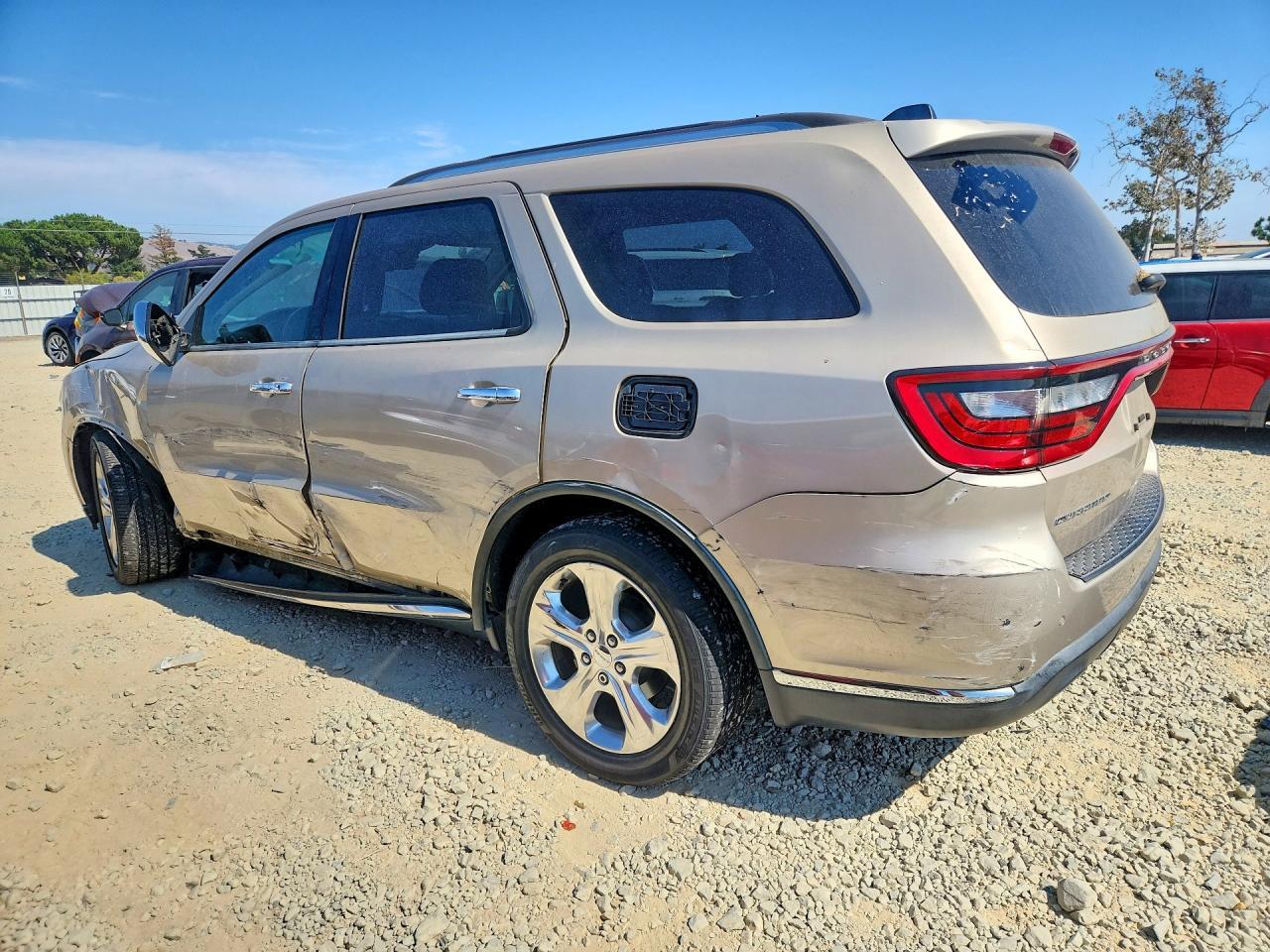 2015 Dodge Durango Sxt - Image 2