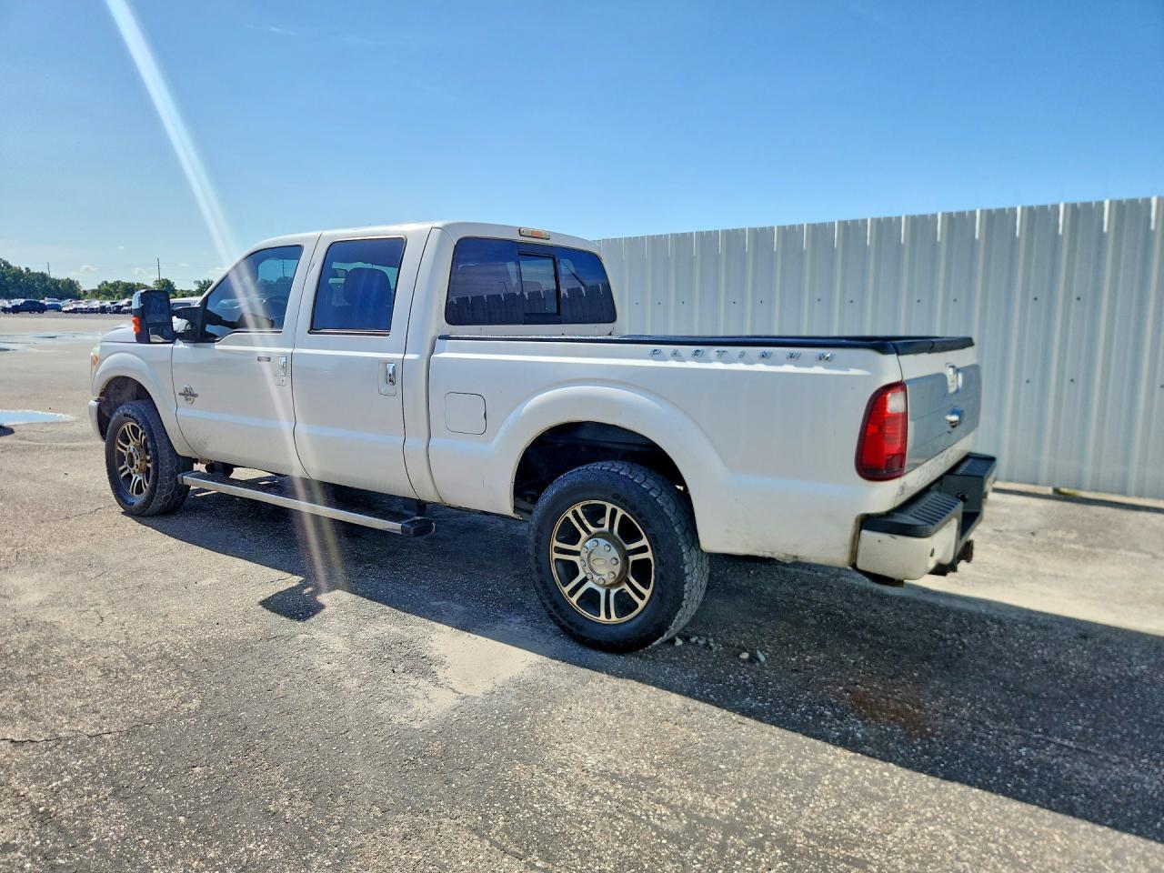 2015 Ford F250 Super Duty - Image 2