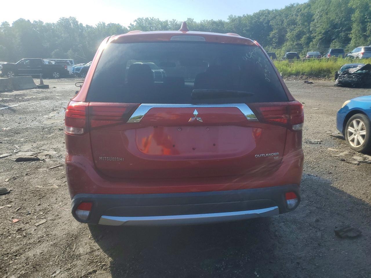 2017 Mitsubishi Outlander Max 650 - Фото 6