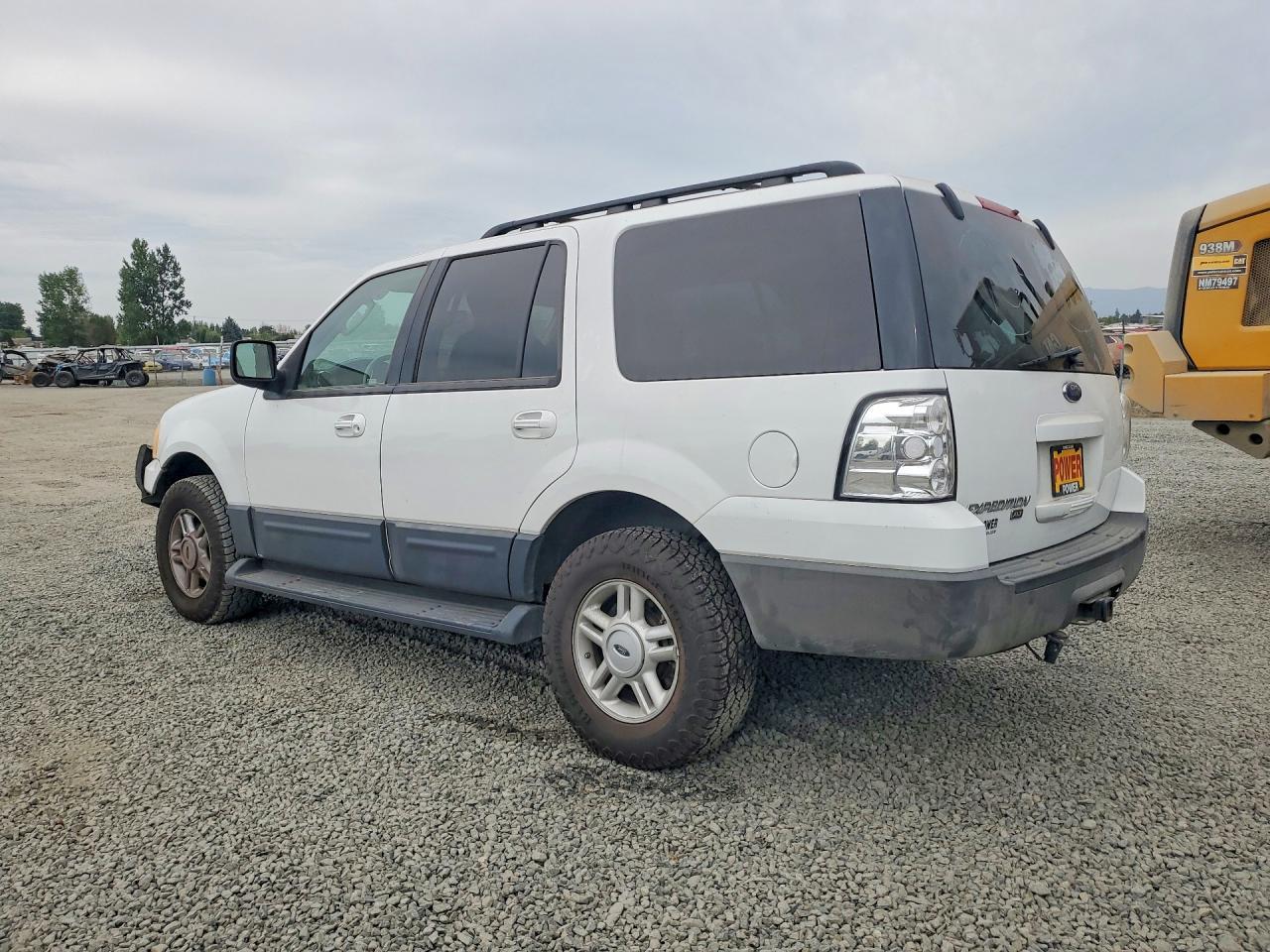2005 Ford Expedition Xlt - Image 2