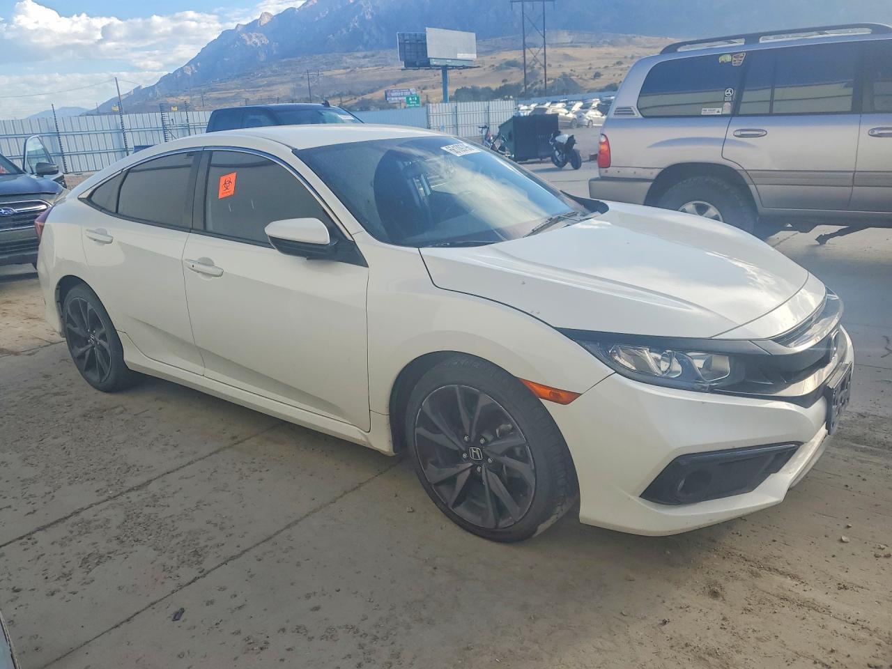 2019 Honda Civic Sport - Image 4