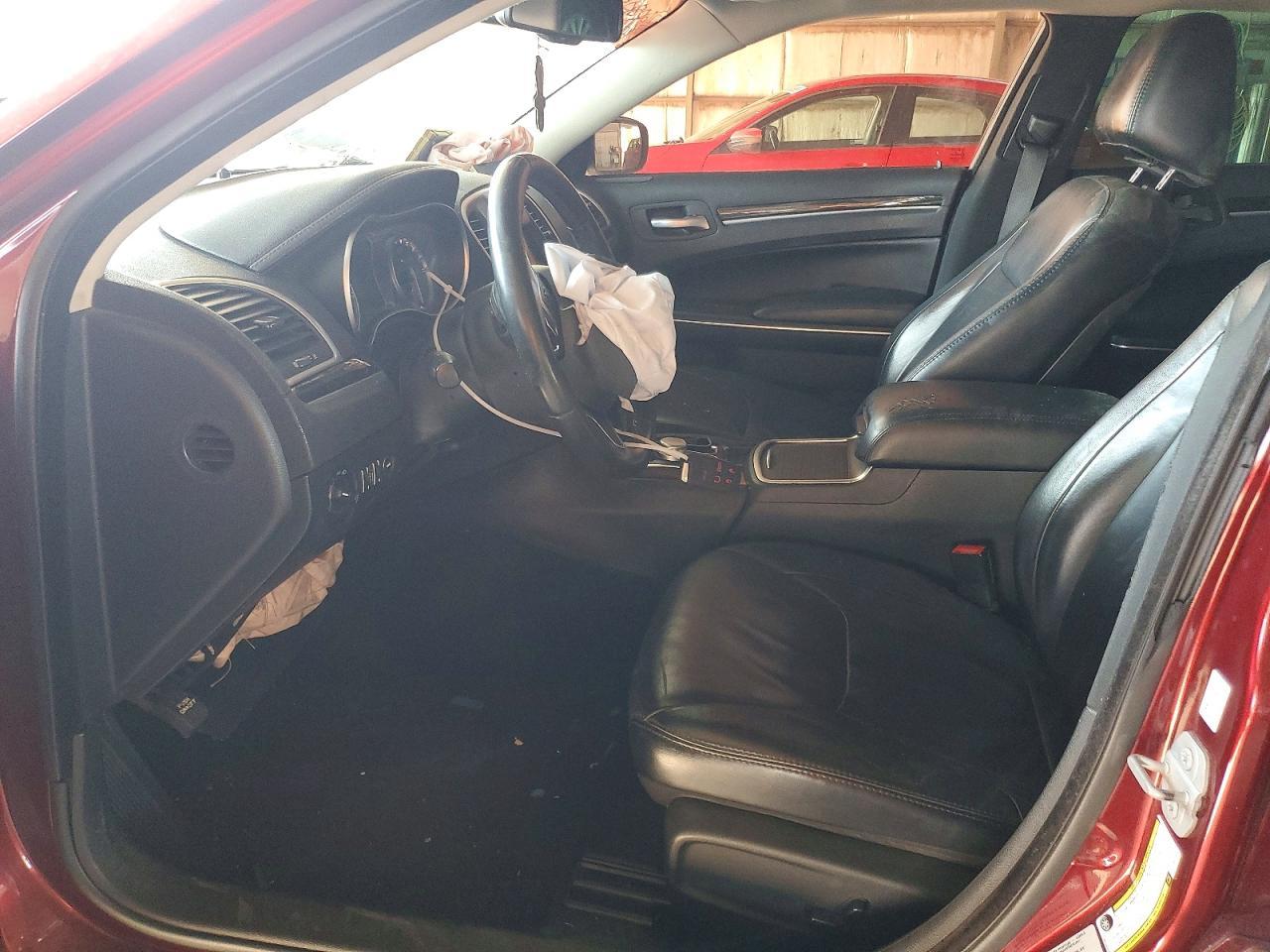 2015 Chrysler 300 Limited - Фото 7