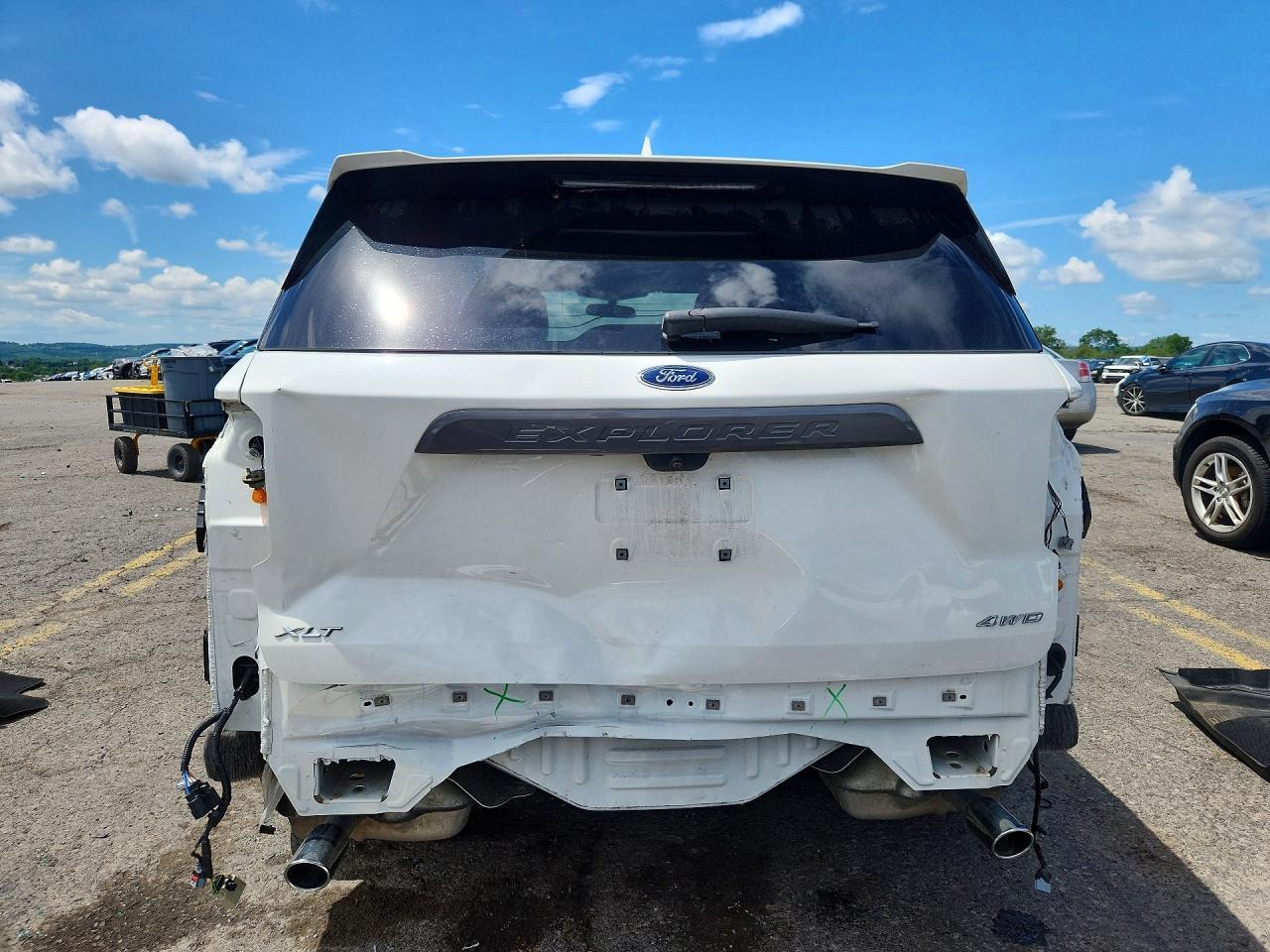 2023 Ford Explorer Xlt - Фото 6