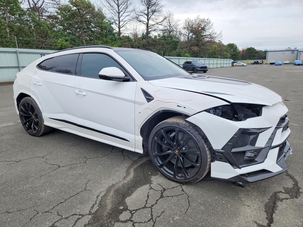2021 Lamborghini Urus S - Image 4